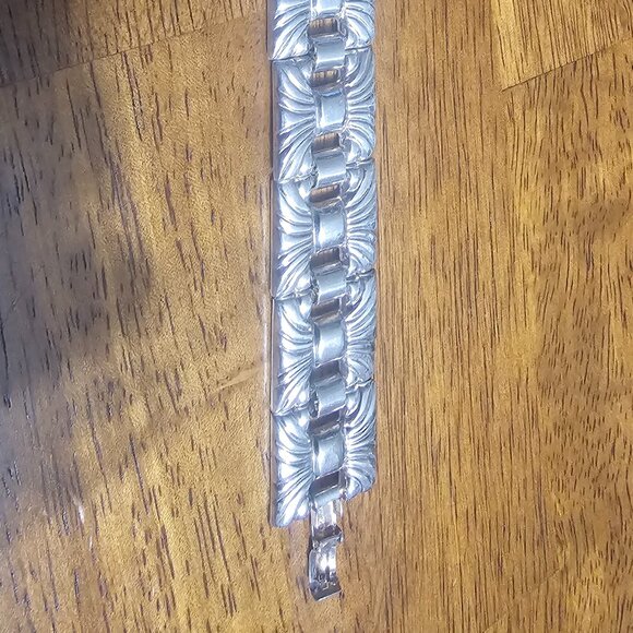 Panel Bracelet - Picture 5 of 9